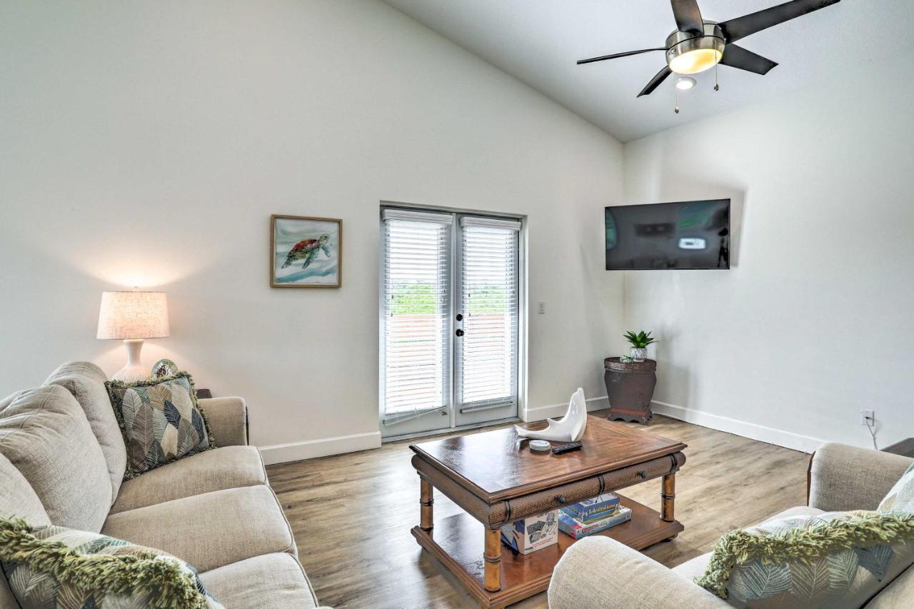 Tampa House With Patio, Near Downtown And Beaches! Exterior photo